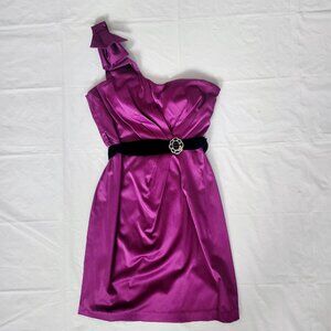 Purple One Shoulder Strap Dress w/ Black Velvet Belt & Rhinestone Brooch, Size 5